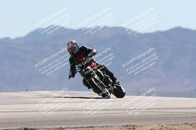 media/Oct-13-2025-Moto Forza (Mon) [[a66d839500]]/3-B Group/Session 4 (Turn 9)/